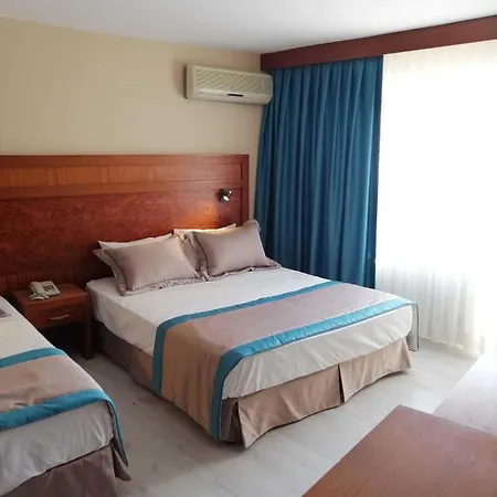 Kerasus Hotel 3*