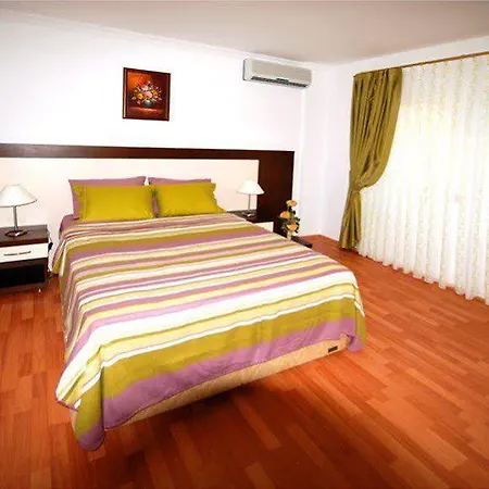 Hotel Kerasus 3*